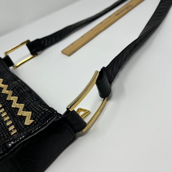 Vintage  Dawli  Black Leather   East West Bag   Gold & Patten Detailing, - Picture 14 of 15
